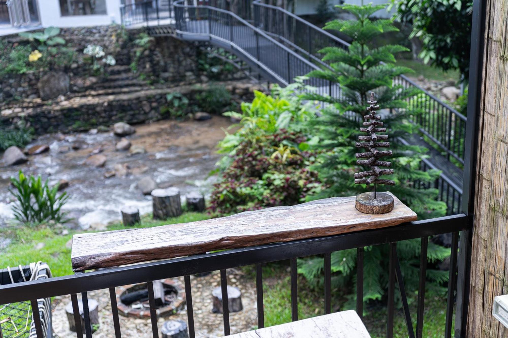 Inthada At Mae Kampong Hotel Chiang Mai Ngoại thất bức ảnh